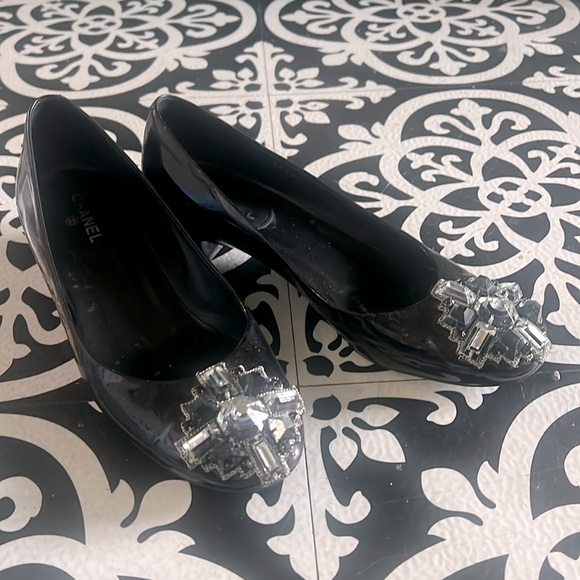 Chanel Kitten Heel shoes - Picture 1 of 6